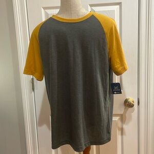 George moisture wicking short sleeve pullover athletic shirt yellow gray 38 40 M